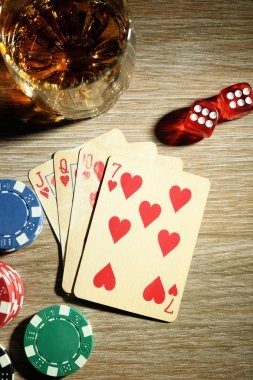Live baccarat table at slotbom77 with dealer and multiple betting positions